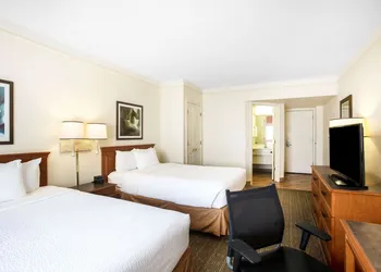 La Quinta Inn by Wyndham Austin Capitol / Downtown hotel thumbnail 6