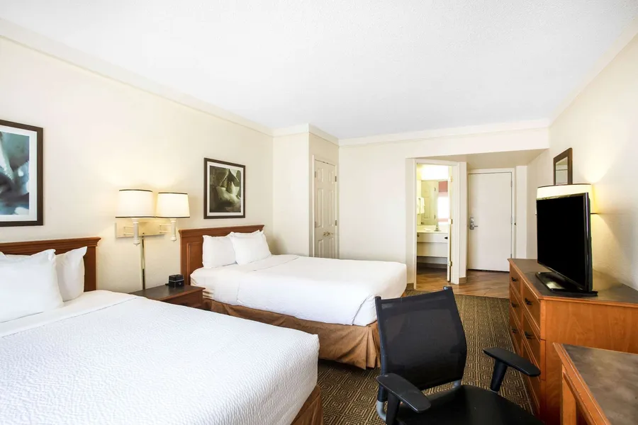 La Quinta Inn by Wyndham Austin Capitol / Downtown hotel detail image 6