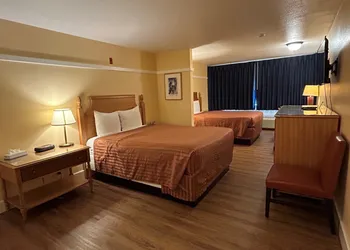 Marina Inn hotel thumbnail 2