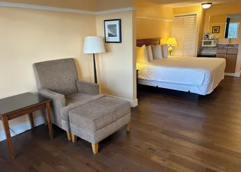 Marina Inn hotel thumbnail 3