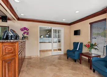 SureStay Hotel by Best Western Santa Monica hotel thumbnail 2