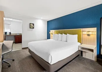 SureStay Hotel by Best Western Santa Monica hotel thumbnail 6