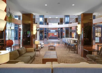 Hilton Newark Airport hotel thumbnail 3