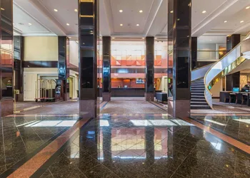 Hilton Newark Airport hotel thumbnail 4