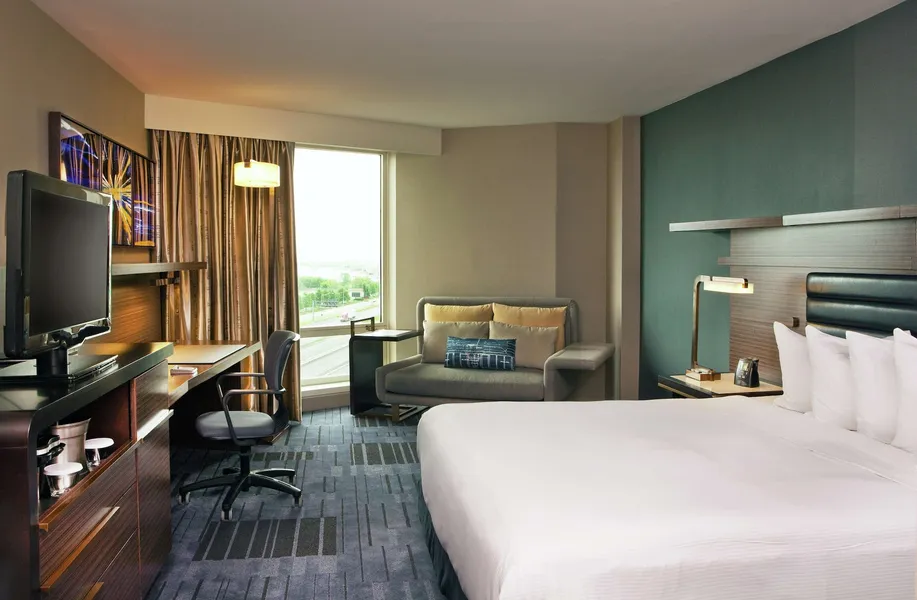 Hilton Newark Airport hotel detail image 6