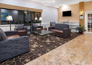 Ramada by Wyndham West Atlantic City hotel thumbnail 2
