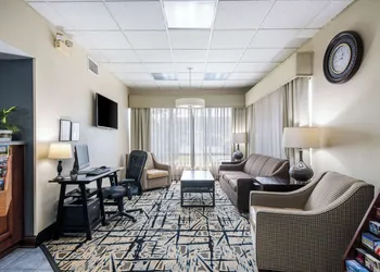 Clarion Inn Cleveland near University hotel thumbnail 3