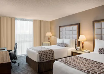 Crowne Plaza San Francisco Airport by IHG hotel thumbnail 6