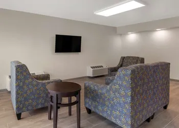 Quality Inn Saint Petersburg North-Tampa Bay hotel thumbnail 5