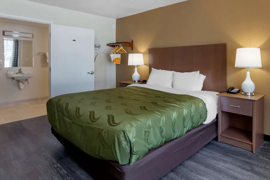 Quality Inn Saint Petersburg North-Tampa Bay hotel detail image 6