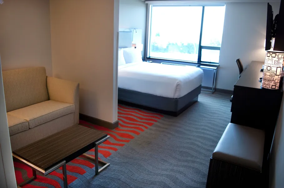 Holiday Inn Vancouver Airport- Richmond by IHG hotel detail image 2