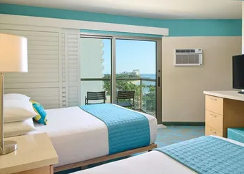 Waikiki Circle Hotel By Castle hotel thumbnail 4