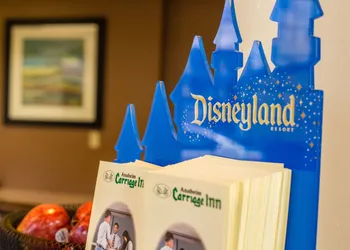 Anaheim Carriage Inn hotel thumbnail 4