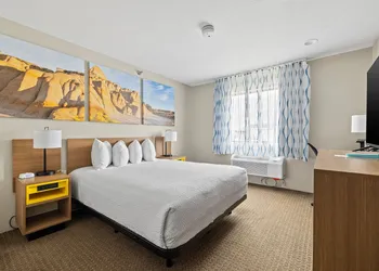 Days Inn by Wyndham Wall hotel thumbnail 7