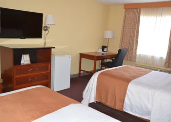 Columbus Grand Hotel & Banquet Center hotel thumbnail 6
