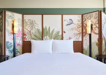 Pagoda Hotel hotel thumbnail 5