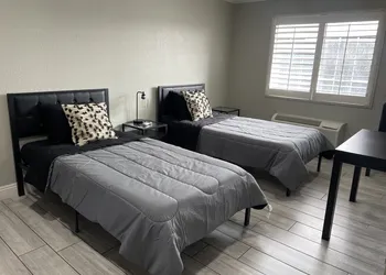 Cabana Inn & Suites hotel thumbnail 5
