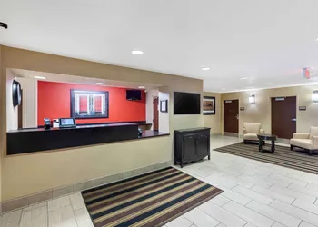 Extended Stay America Select Suites - Milwaukee - Wauwatosa hotel thumbnail 2