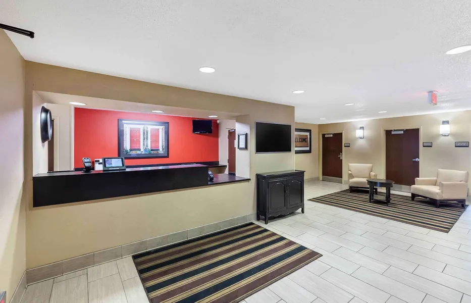 Extended Stay America Select Suites - Milwaukee - Wauwatosa hotel detail image 2