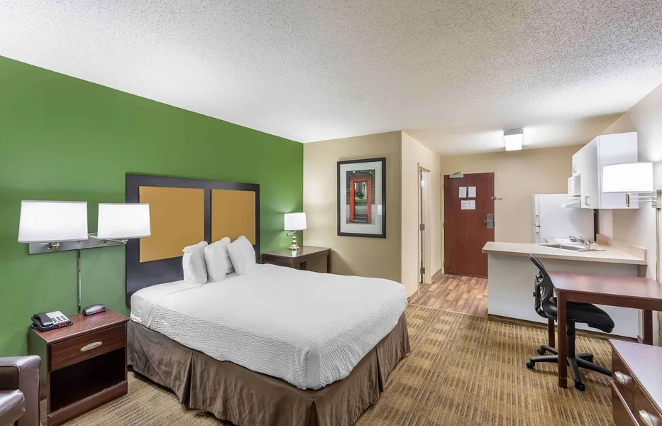 Extended Stay America Select Suites - Milwaukee - Wauwatosa hotel detail image 6