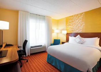 Fairfield Inn and Suites by Marriott Chicago Midway Airport hotel thumbnail 6