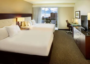 DoubleTree by Hilton Hotel Alana - Waikiki Beach hotel thumbnail 5