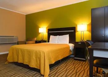 Capital Inn & Suites hotel thumbnail 2