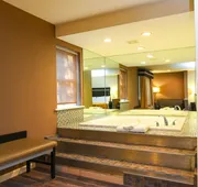 Capital Inn & Suites hotel detail image 3