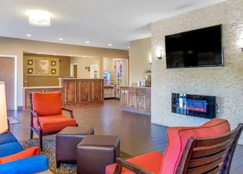 Comfort Inn Auburn - Seattle hotel thumbnail 2
