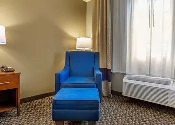 Comfort Inn Auburn - Seattle hotel thumbnail 7