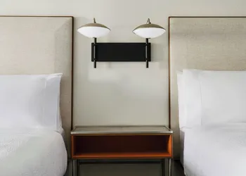 Courtyard by Marriott Chicago Midway Airport hotel thumbnail 8