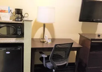 SureStay Hotel by Best Western Chula Vista San Diego Bay hotel thumbnail 5