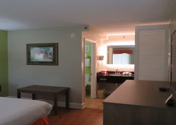 SureStay Plus Hotel by Best Western St Marys Cumberland hotel thumbnail 8