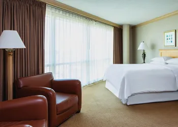 Sheraton Atlantic City Convention Center Hotel hotel thumbnail 4