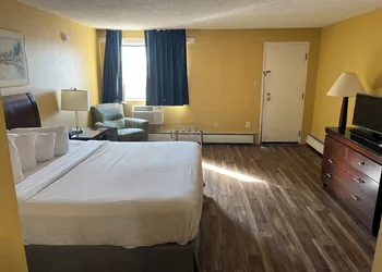 Studio Lodge Laramie hotel thumbnail 8