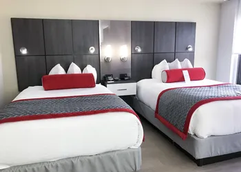 Ramada by Wyndham Suites Orlando Airport hotel thumbnail 7