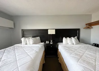 Travelodge by Wyndham Welland hotel thumbnail 5