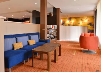Courtyard by Marriott Dallas Northwest hotel thumbnail 2