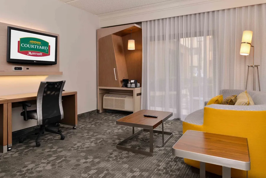 Courtyard by Marriott Dallas Northwest hotel detail image 6