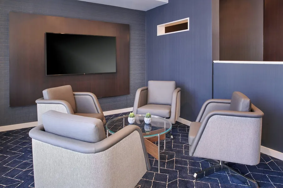 Courtyard by Marriott Chicago Lincolnshire hotel detail image 2