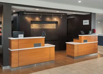 Courtyard by Marriott New Carrollton hotel thumbnail 2