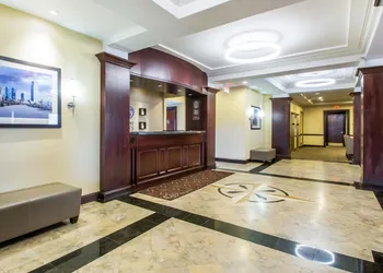 Comfort Suites at Woodbridge hotel thumbnail 2