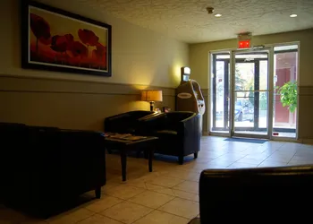 Hotel L'Express hotel thumbnail 2