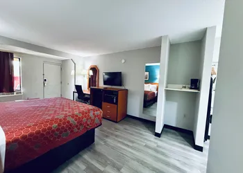 Luxury Inn and Suites hotel thumbnail 2