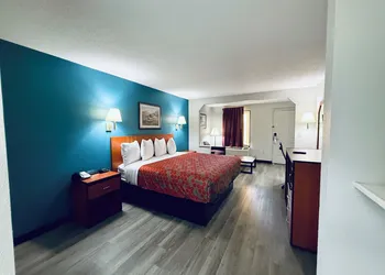 Luxury Inn and Suites hotel thumbnail 3