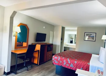 Luxury Inn and Suites hotel thumbnail 5