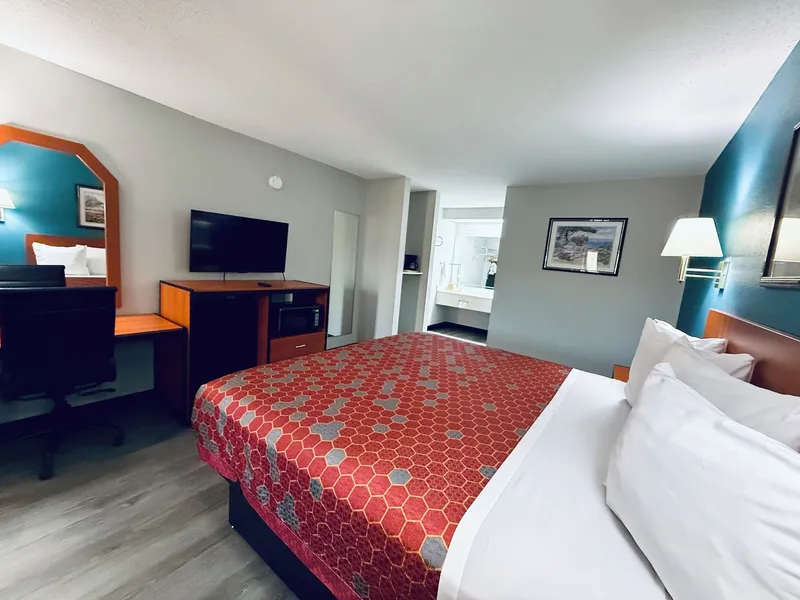 Luxury Inn and Suites hotel detail image 6
