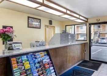 Riverside Inn & Suites hotel thumbnail 2