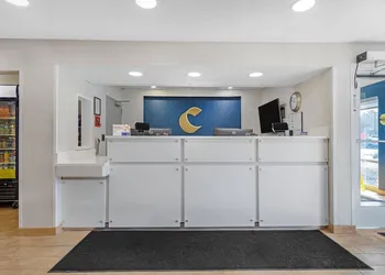 Comfort Inn & Suites Mt. Laurel-Philadelphia hotel thumbnail 2