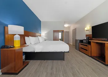 Comfort Inn & Suites Mt. Laurel-Philadelphia hotel thumbnail 8